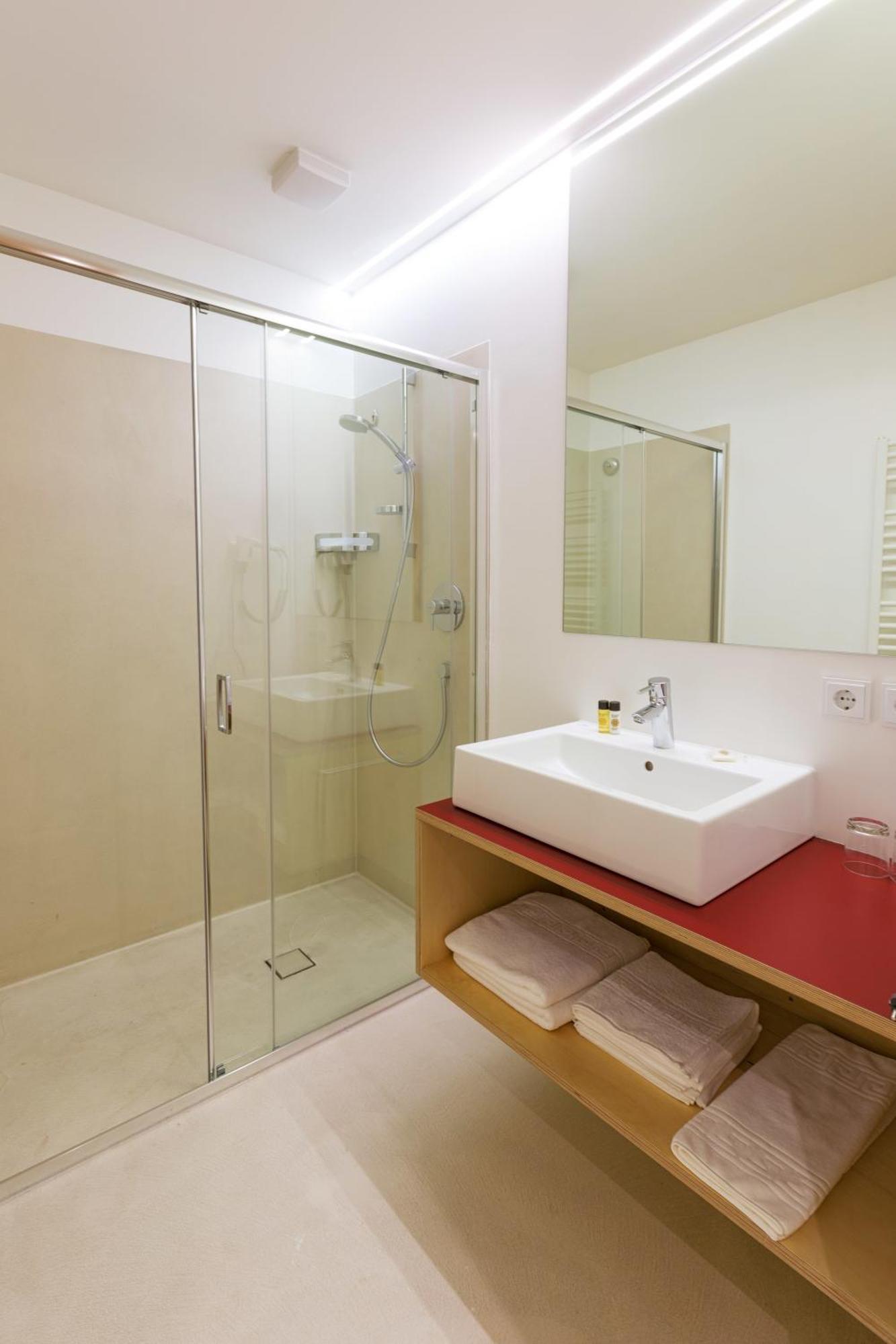 Kleinkunsthotel Naturns Room photo